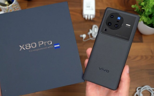 harga hp vivo buat game Vivo X80 Pro